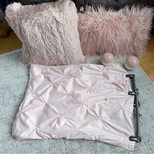 BUNDLE-Pink Textured Throw Pillow Set